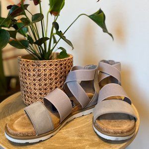Croft and Barrow Ortholite Eco Sandals (Brand New)